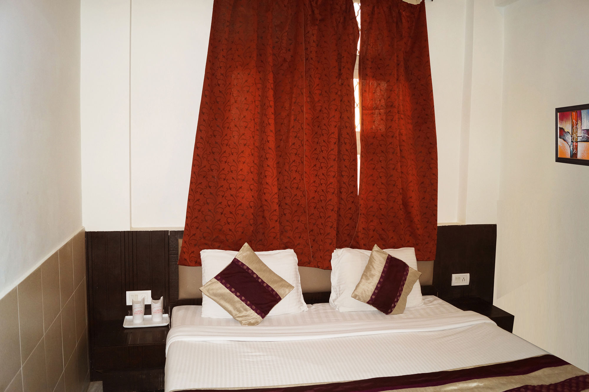Hotel Sheela, 100M From Taj Mahal Агра Екстериор снимка